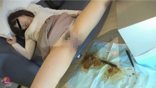 酔いどれ女 アナル悪戯浣腸