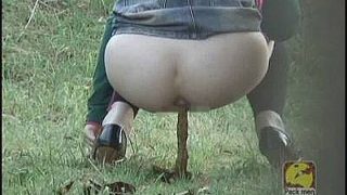 盗撮!!野グソ野ション(2)