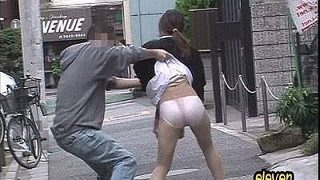 必撮スカートめくり17 白衣の天使ナースバージョン